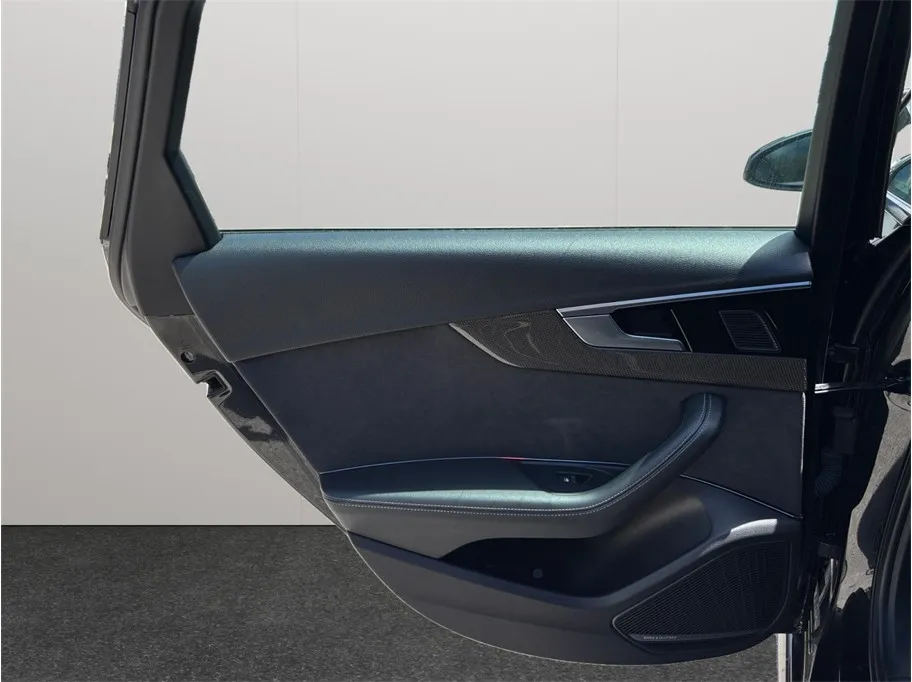 2023 Audi S4 Prestige - Photo 44