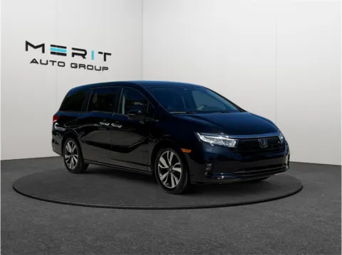 Black 2023 Honda Odyssey Touring Minivan 4D for sale in Jacksonville, FL