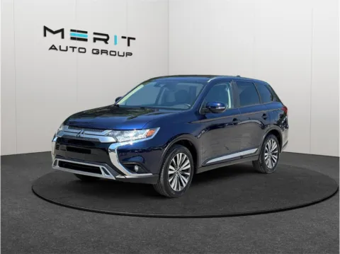 More photos of 2020 Mitsubishi Outlander SE Sport Utility 4D at Merit Auto Group Lem Turner, FL