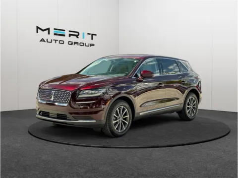 More photos of 2022 Lincoln Nautilus Sport Utility 4D at Merit Auto Group Lem Turner, FL