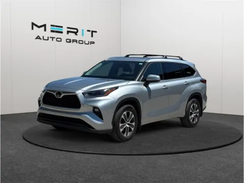 More photos of 2021 Toyota Highlander XLE Sport Utility 4D at Merit Auto Group Lem Turner, FL