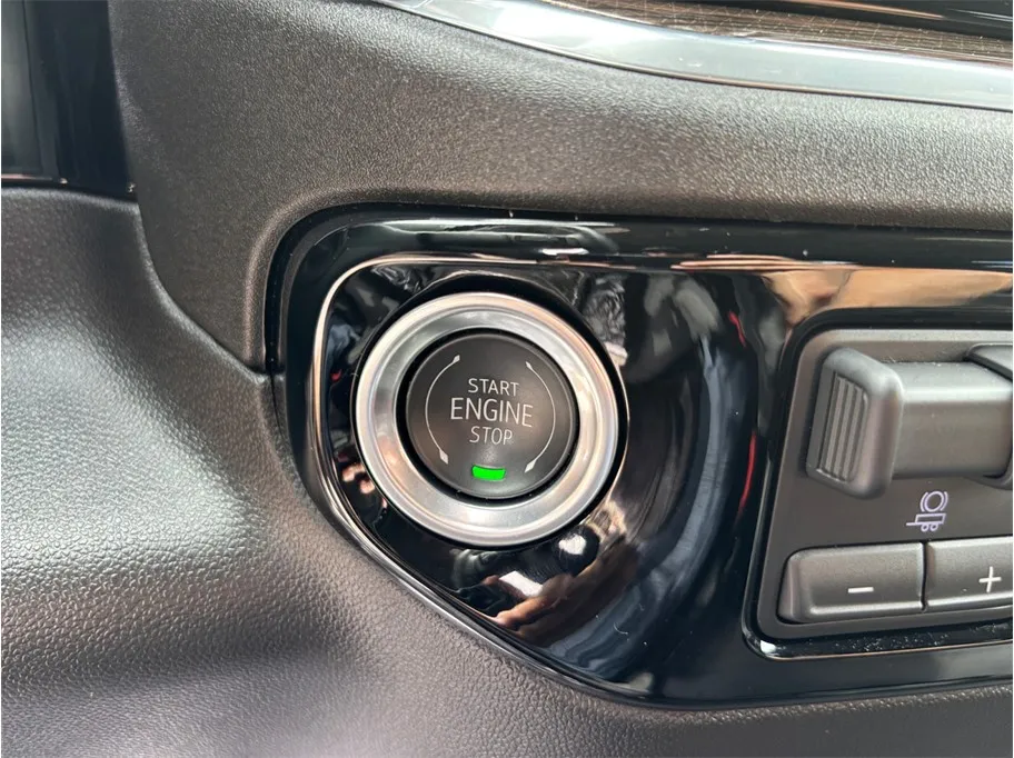 GMC Sierra photo 28