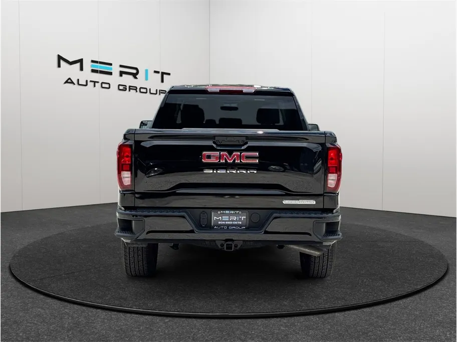 GMC Sierra photo 8