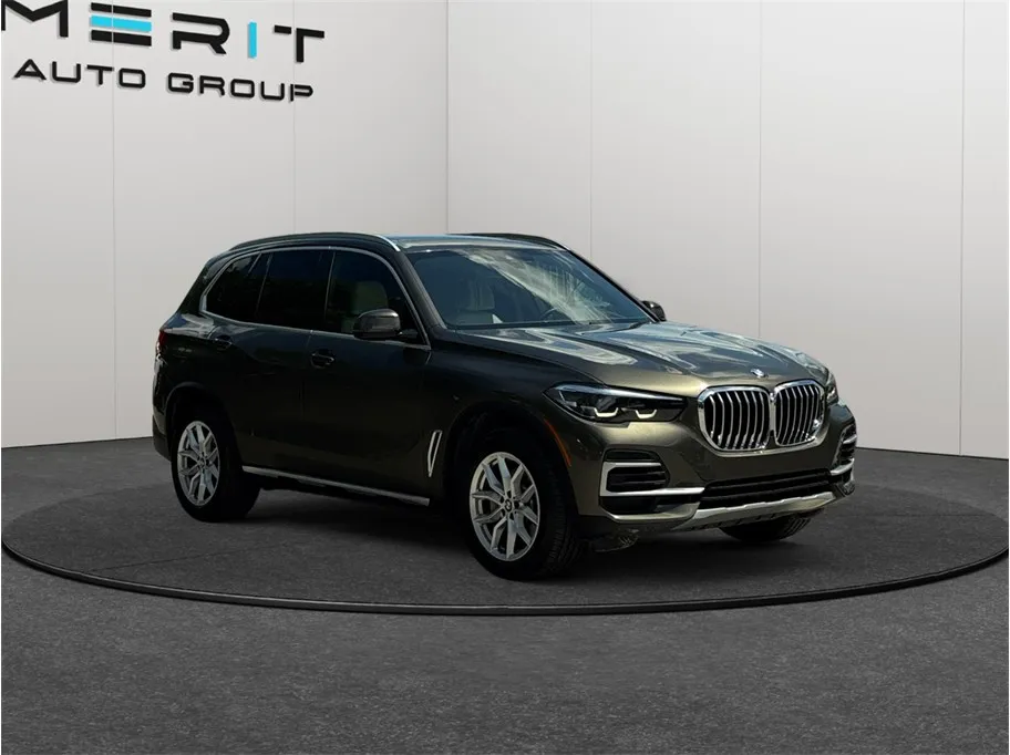 Green 2022 BMW X5 xDrive40i Sport Utility 4D for sale in Jacksonville, FL