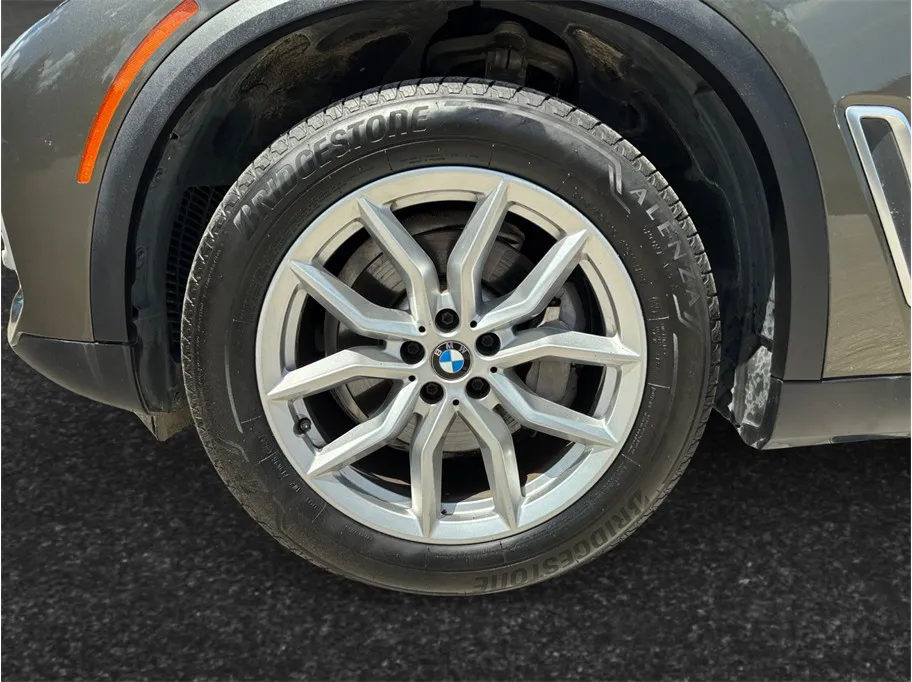 BMW X5 photo 12