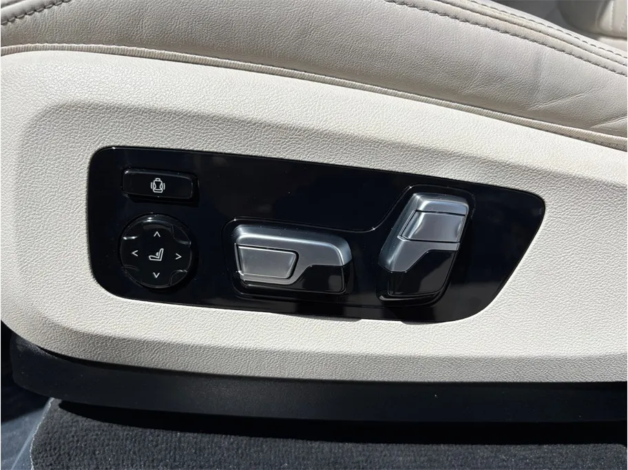 BMW X5 photo 19