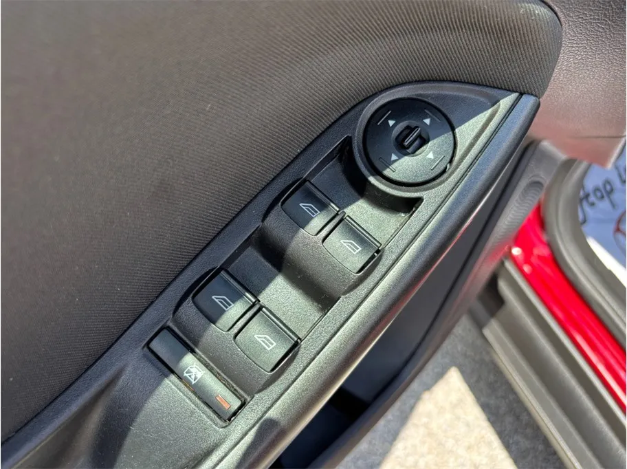 Ford Focus photo 18