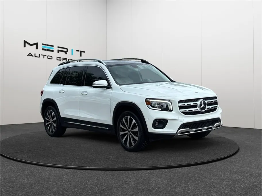 White 2022 Mercedes-benz GLB 250 Sport Utility 4D for sale in Jacksonville, FL