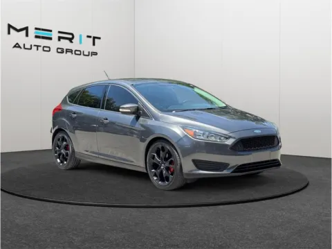 Gray 2017 Ford Focus SE Hatchback 4D for sale in Jacksonville, FL
