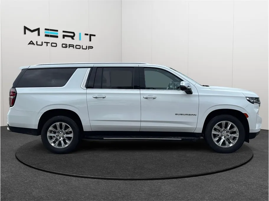 Chevrolet Suburban photo 10