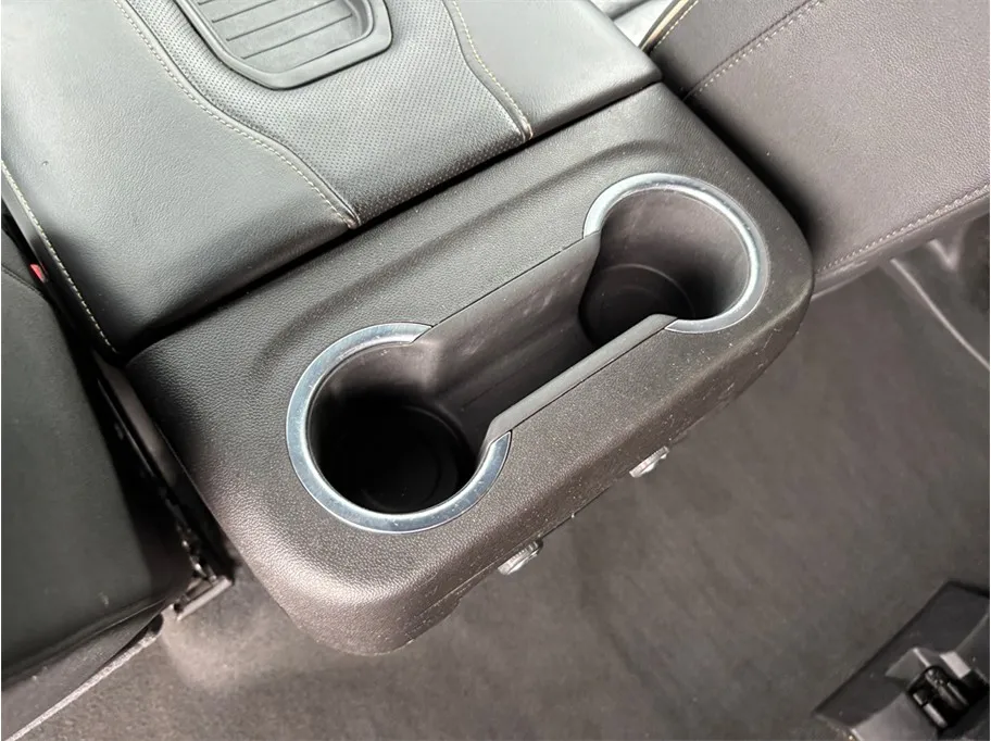 Chevrolet Suburban photo 44