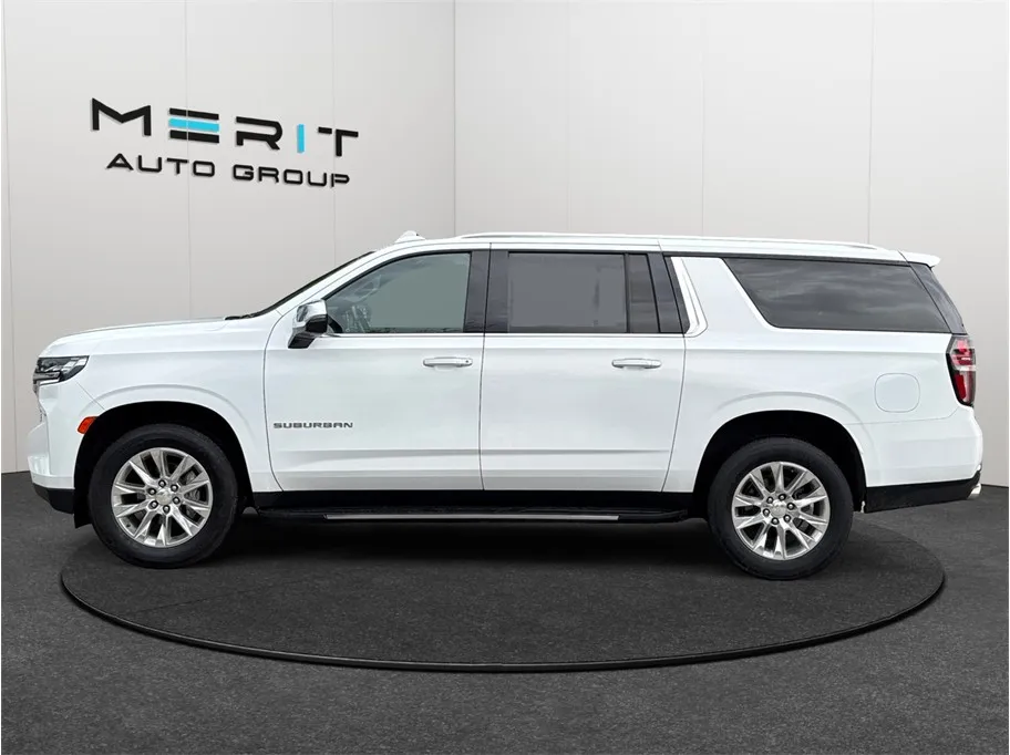 Chevrolet Suburban photo 5