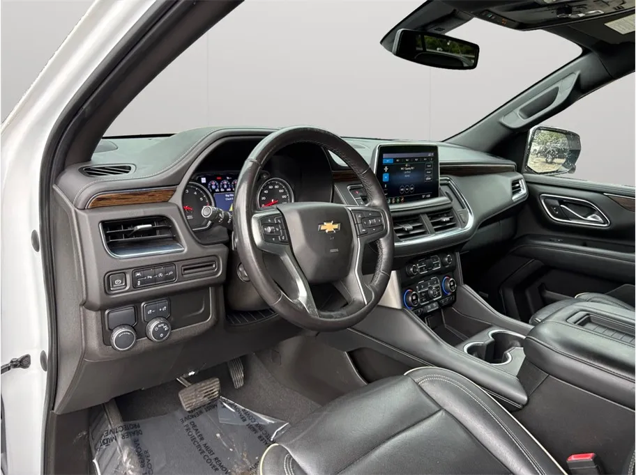 Chevrolet Suburban photo 6
