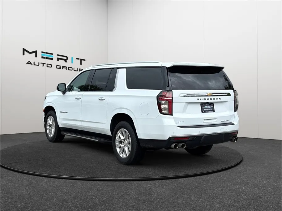 Chevrolet Suburban photo 7