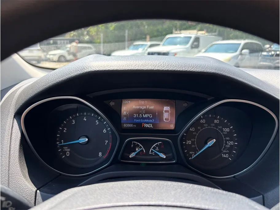 Ford Focus photo 17