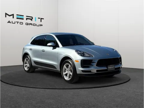 Silver 2020 Porsche Macan Sport Utility 4D for sale in Jacksonville, FL