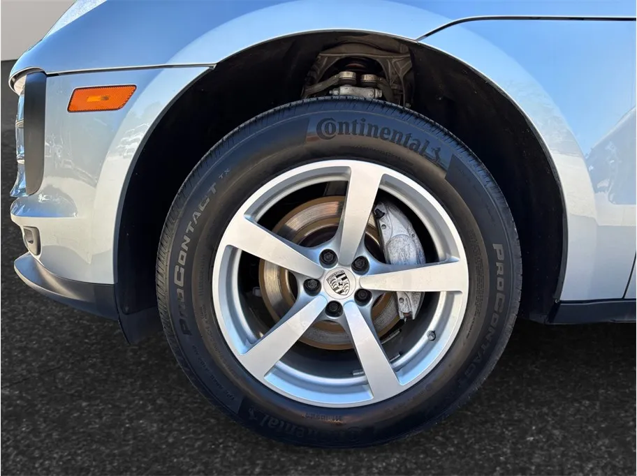 Porsche Macan photo 13