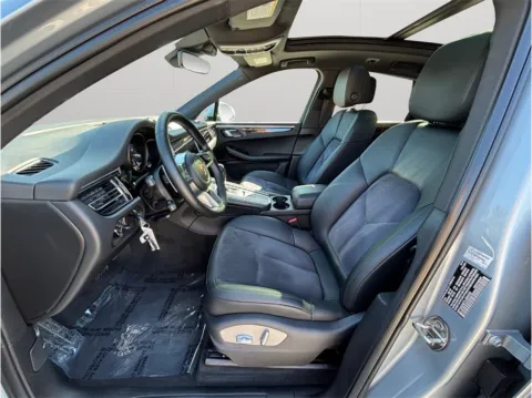 Photos of 2020 Porsche Macan Sport Utility 4D for sale in Jacksonville, FL at Merit Auto Group Lem Turner
