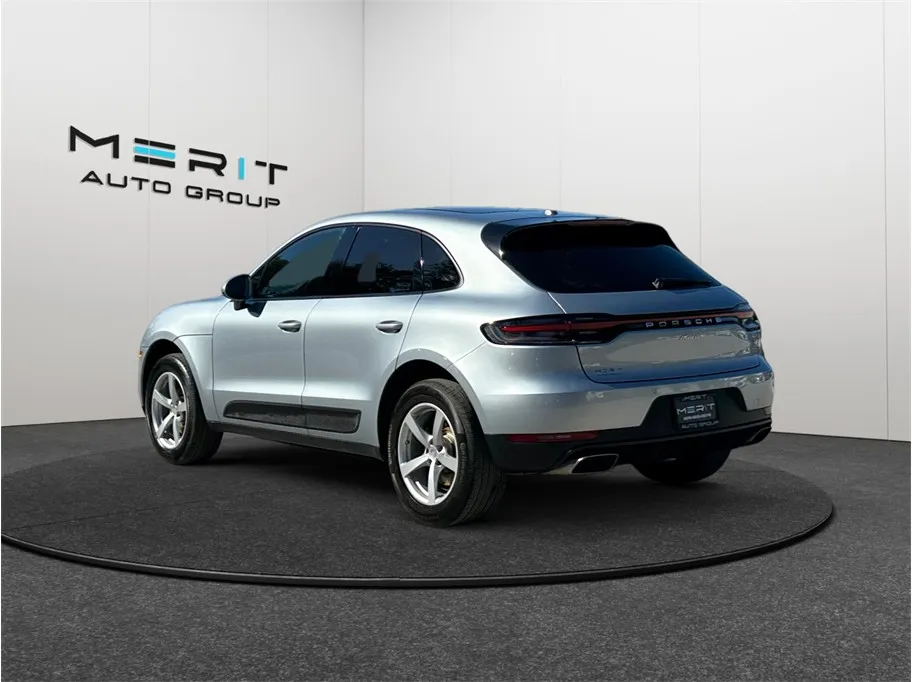 Porsche Macan photo 7