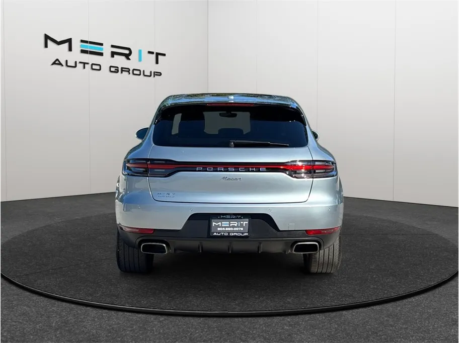 Porsche Macan photo 8