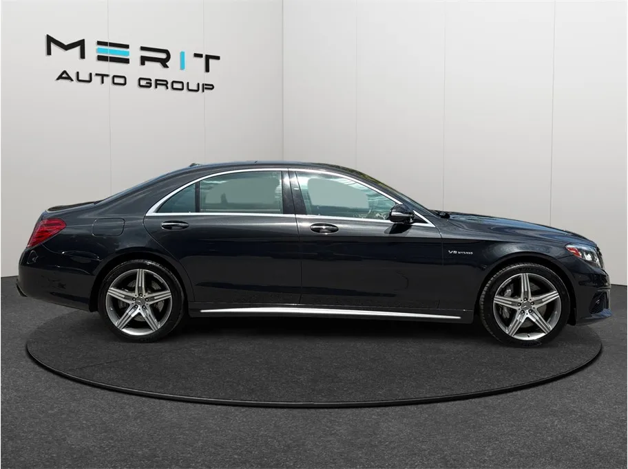 Mercedes-Benz S-Class photo 10