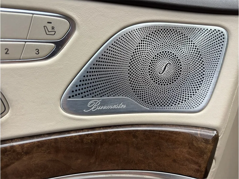 Mercedes-Benz S-Class photo 26