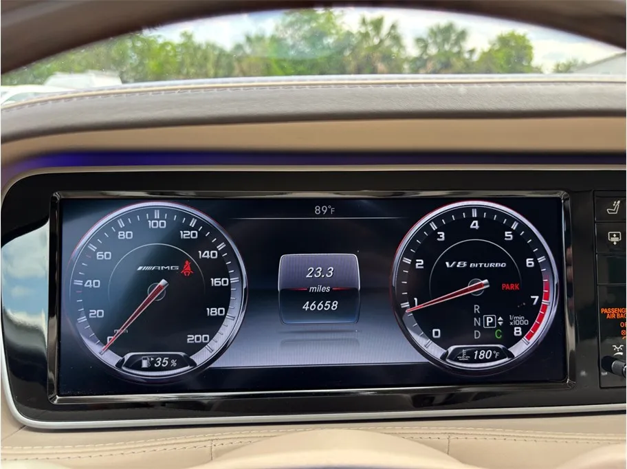 Mercedes-Benz S-Class photo 27