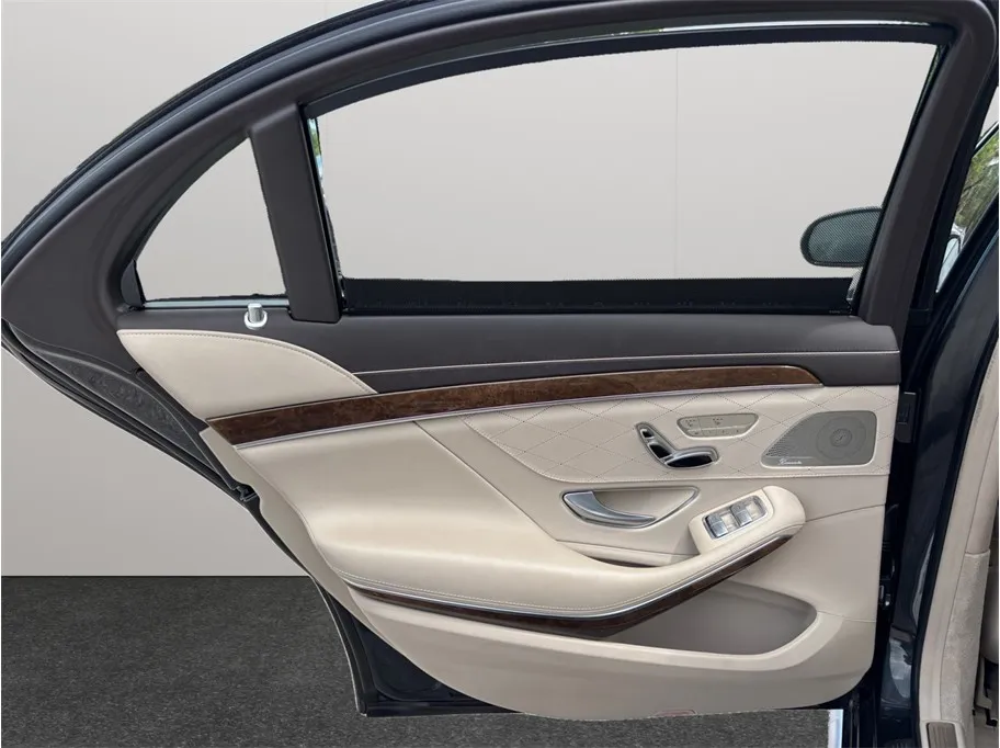 Mercedes-Benz S-Class photo 42
