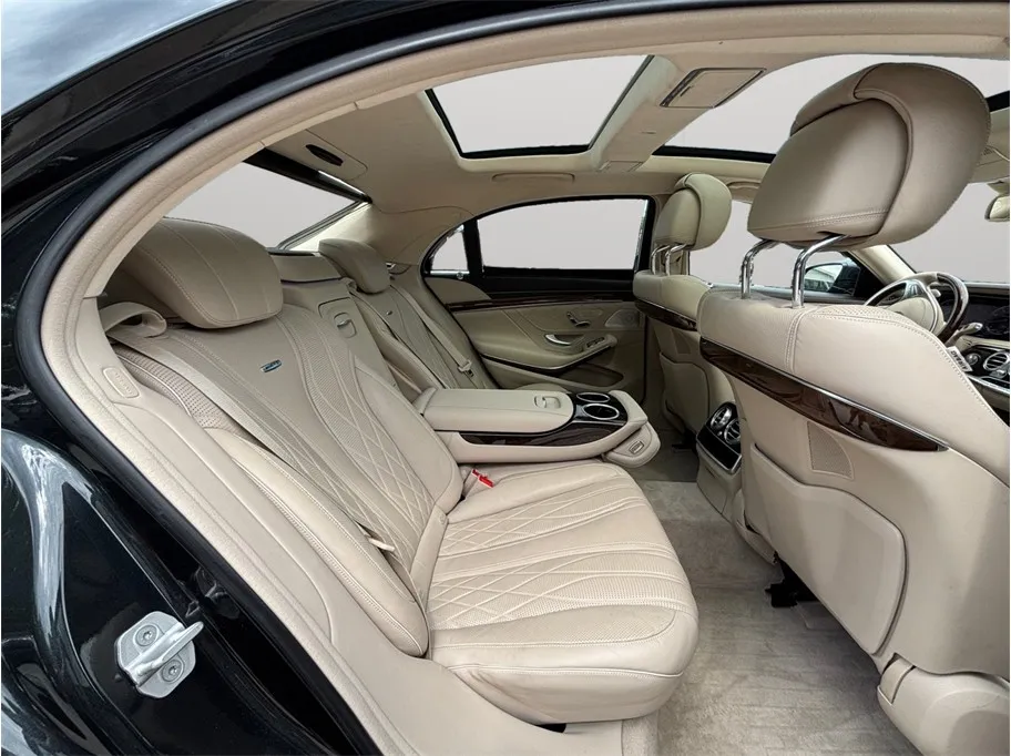 Mercedes-Benz S-Class photo 46