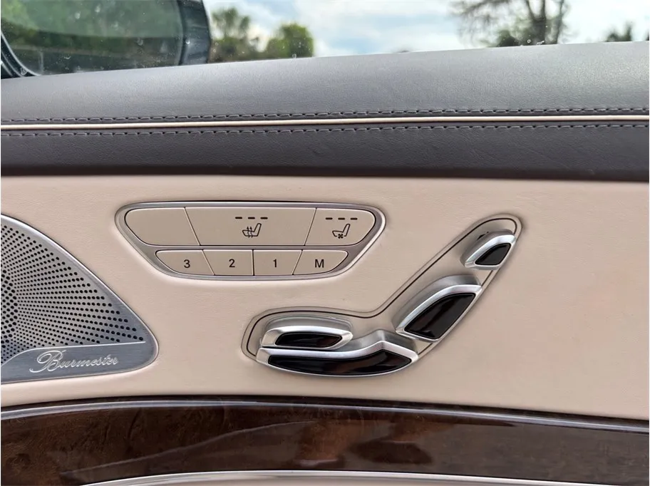 Mercedes-Benz S-Class photo 48