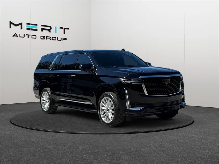 Black 2022 Cadillac Escalade ESV Luxury Sport Utility 4D for sale in Jacksonville, FL