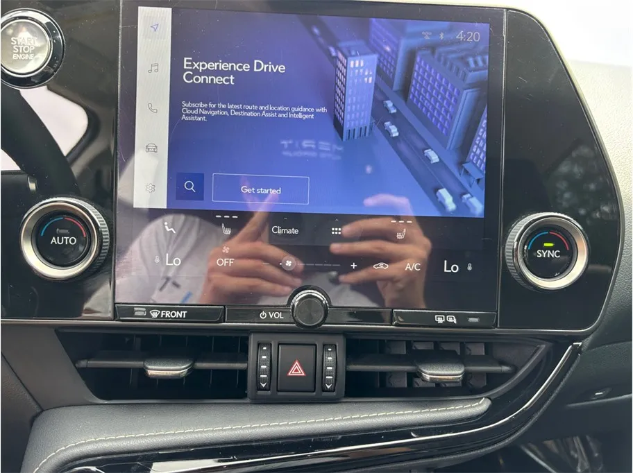 Lexus NX photo 28