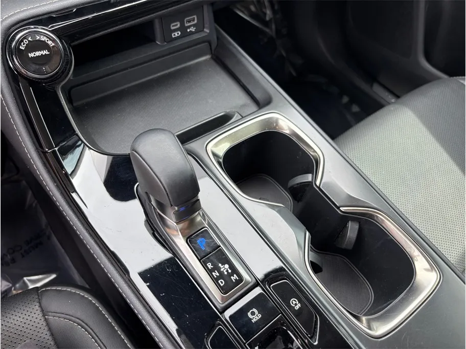 Lexus NX photo 31