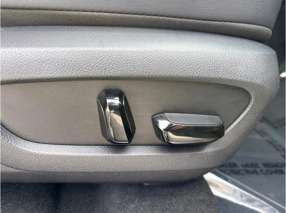 Lexus NX photo 38