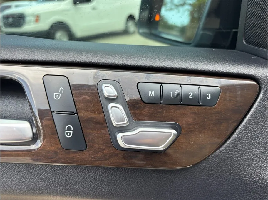 Mercedes-Benz GLS photo 19