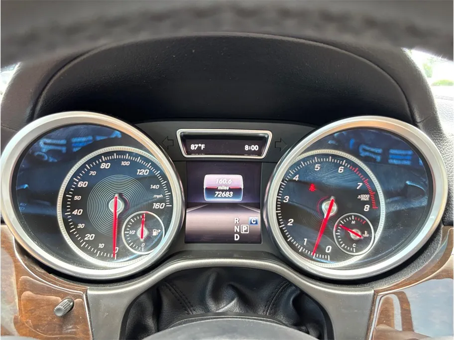 Mercedes-Benz GLS photo 22