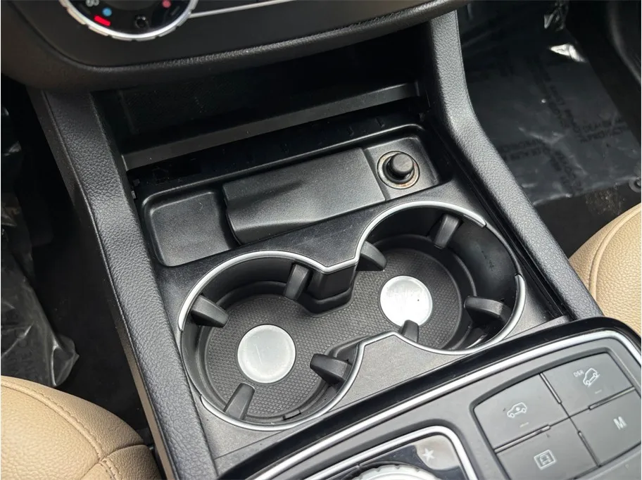 Mercedes-Benz GLS photo 33