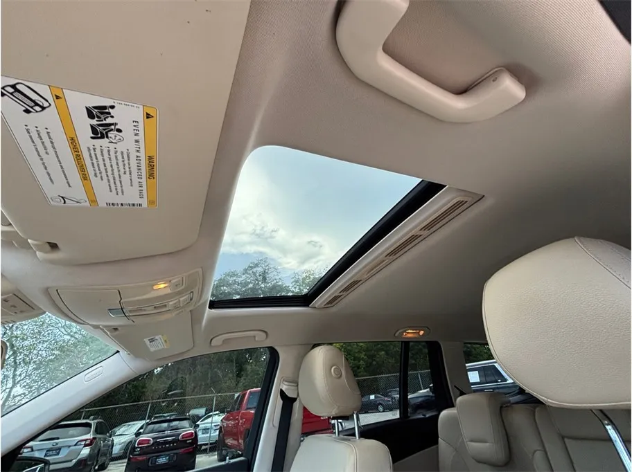 Mercedes-Benz GLS photo 35
