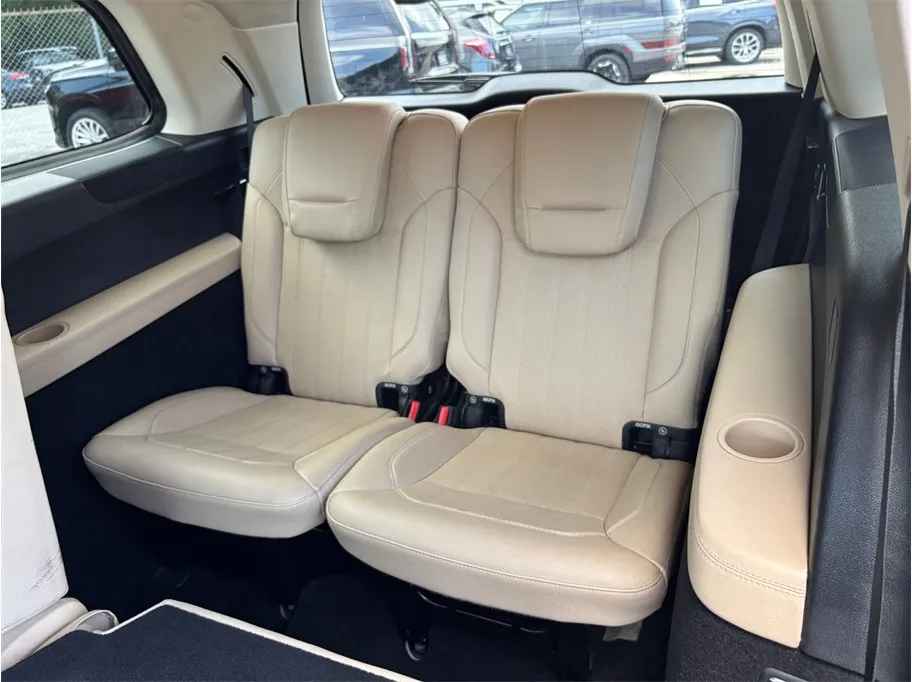 Mercedes-Benz GLS photo 40