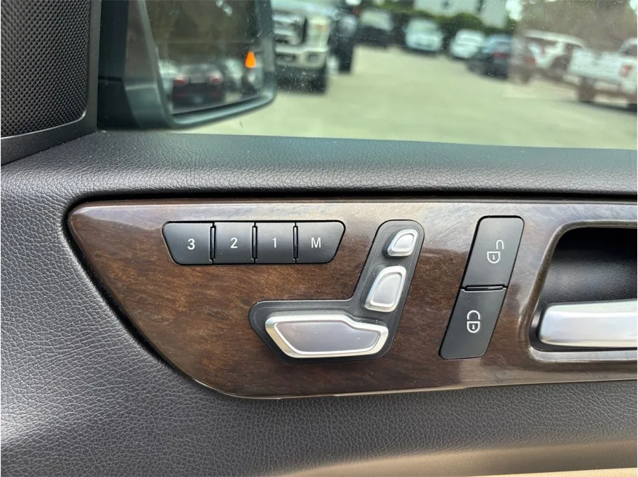Mercedes-Benz GLS photo 42