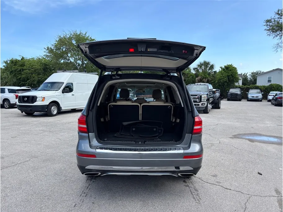 Mercedes-Benz GLS photo 45