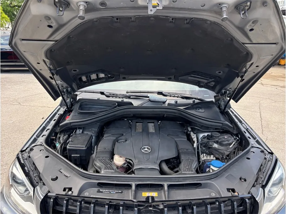 Mercedes-Benz GLS photo 48