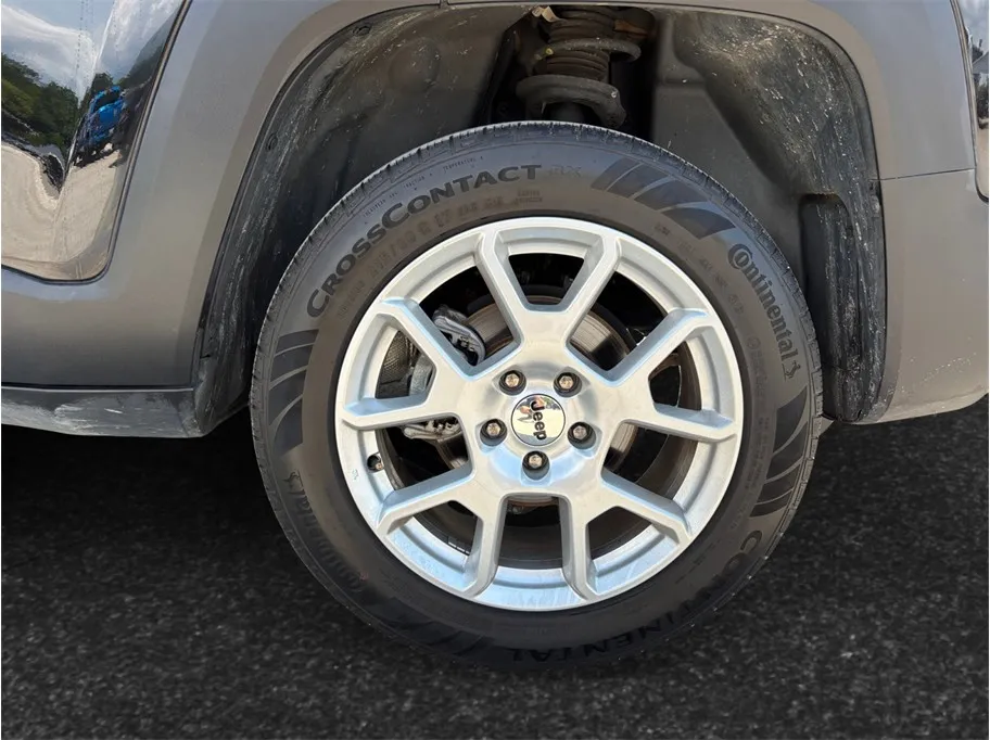 Jeep Renegade photo 14