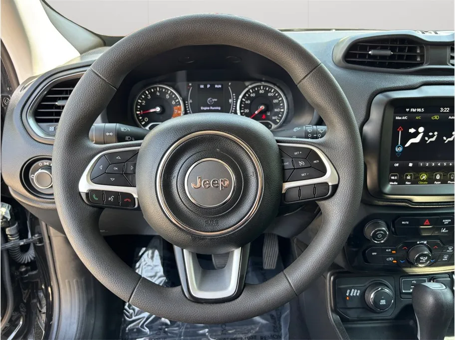 Jeep Renegade photo 21