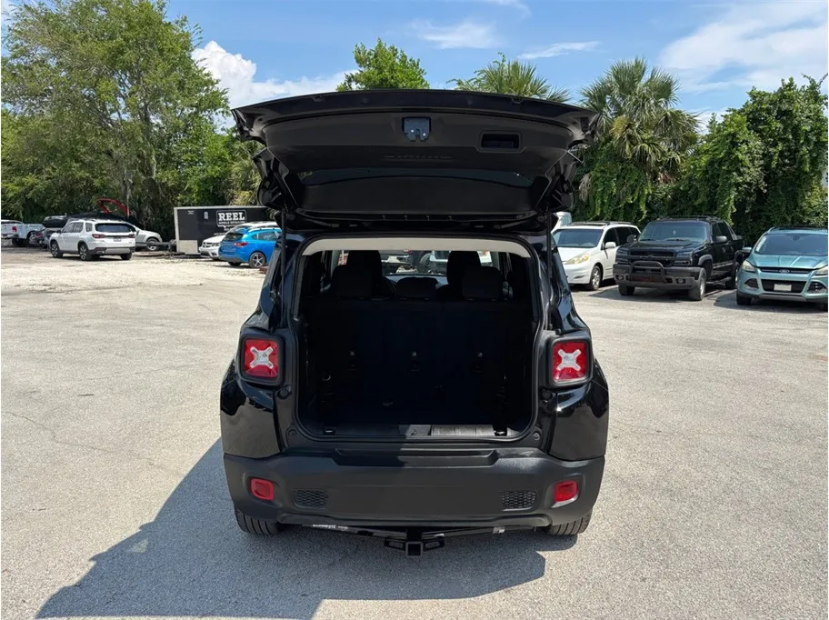 Jeep Renegade photo 39