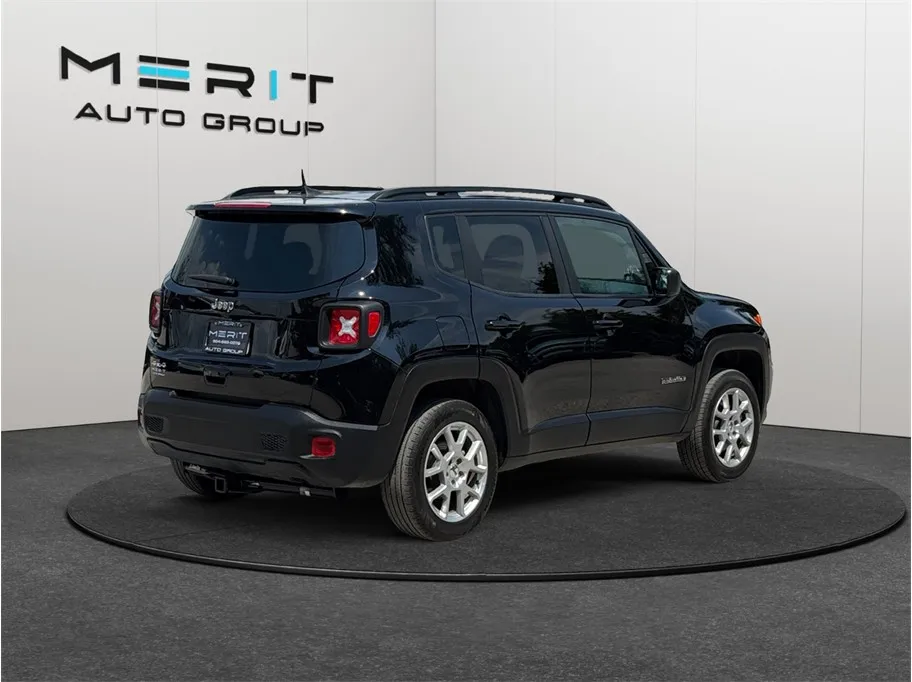 Jeep Renegade photo 9