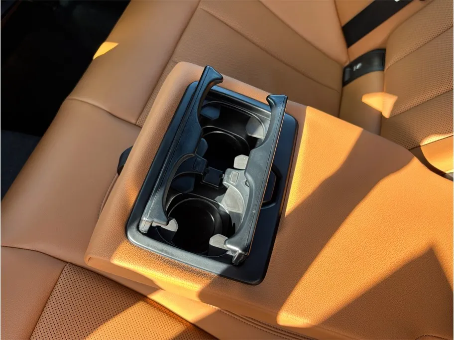 BMW 3 Series photo 44