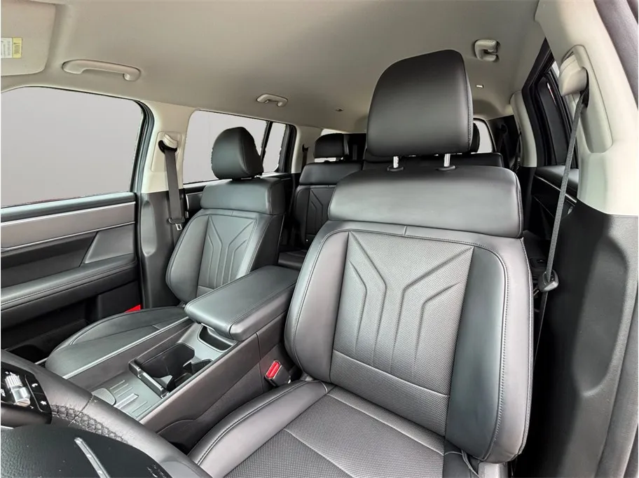 2025 Hyundai Santa Fe SEL - Photo 20