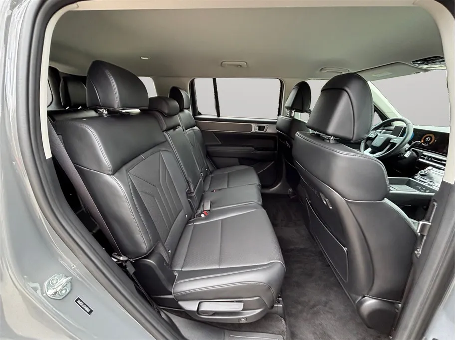 2025 Hyundai Santa Fe SEL - Photo 39