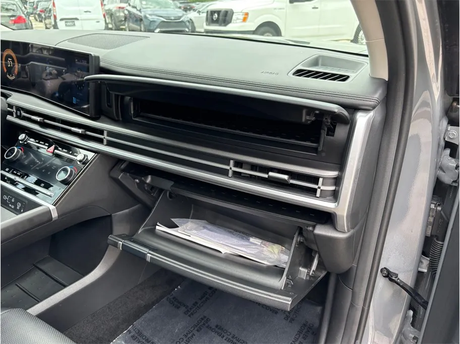 2025 Hyundai Santa Fe SEL - Photo 42